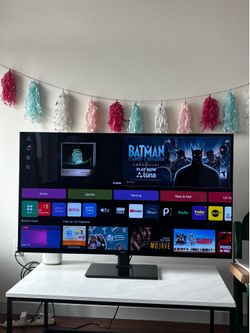 LG OLED C4 series 55" with stand