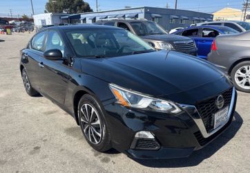 2020 Nissan Altima
