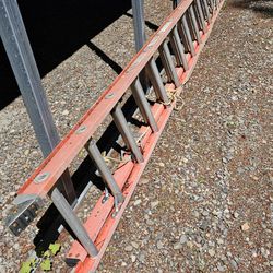 Keller 28' Type IA Fiberglass Extention Ladder