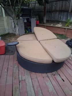 day bed poolside