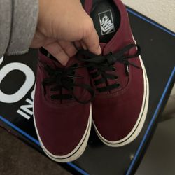 Men’s Vans Size 9 1/2