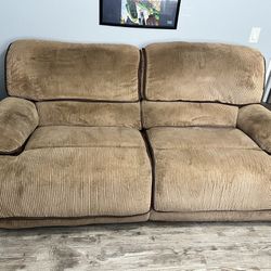 Couch with Dual Recliners 