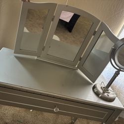 Vanity 