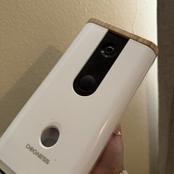 Treat Dispenser With Camera 