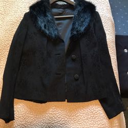 Woman’ s Jacket
