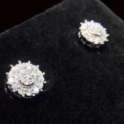 NEW 10K GOLD 1/2CT DIAMOND CLUSTER EARRINGS
