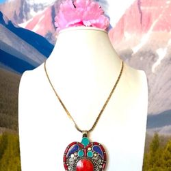 Vintage & stunning handcrafted heart shape pendant inlay with stones set in silver 41grams