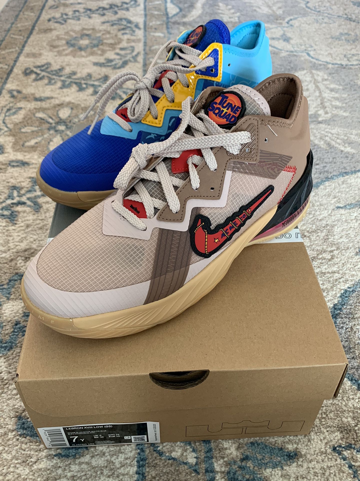 Space Jam Nike Lebron 18 Low for Sale in Miami, FL - OfferUp