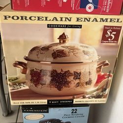 Cabernet Porcelain Enamel Cookware 