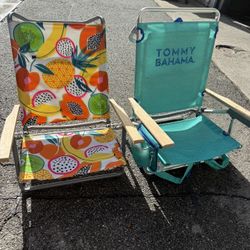 2 Beach Chairs
