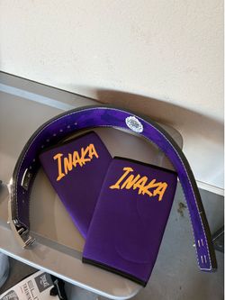Lifting belt and knee sleeves