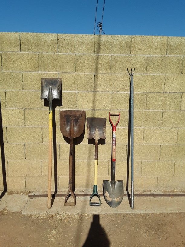4 Shovels & a rake