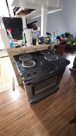 Frigidaire Electric  Stove