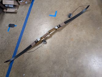 Sage Takedown bow with left and right risers