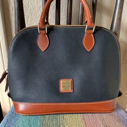 Dooney & Bourke Purse