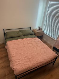Black Metal Full Bed Frame and mattress