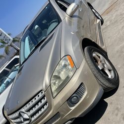 2006 Mercedes ML350 Parts Or Whole