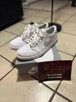 Jordan 1 OG low Natural Grey sz10.5