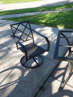 2 Metal SWIVEL Patio Chairs