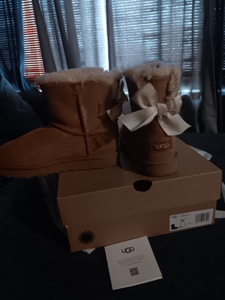 Woman's Boots