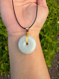 💯 Quality Untreated White Jade Donut Pendant with Necklace