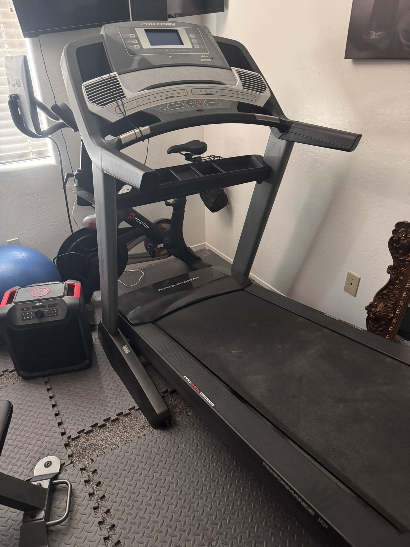 ProForm Carbon Pro 2000 treadmill