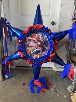 Ultimate Spider-Man 3D Pinata - Party City - View #11
