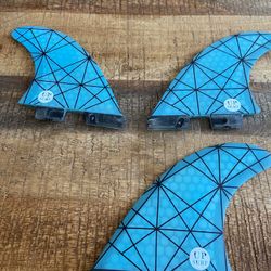 Surfs Up Surfboard Fins