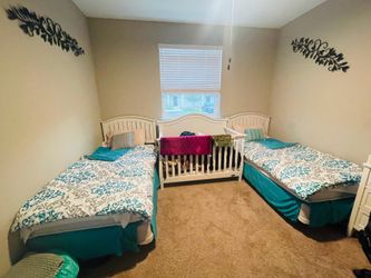 2 set of double bed with mattress ,comforter and pillows
