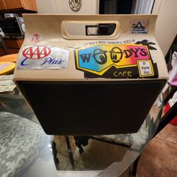 Igloo Little Playmate Lunch Cooler