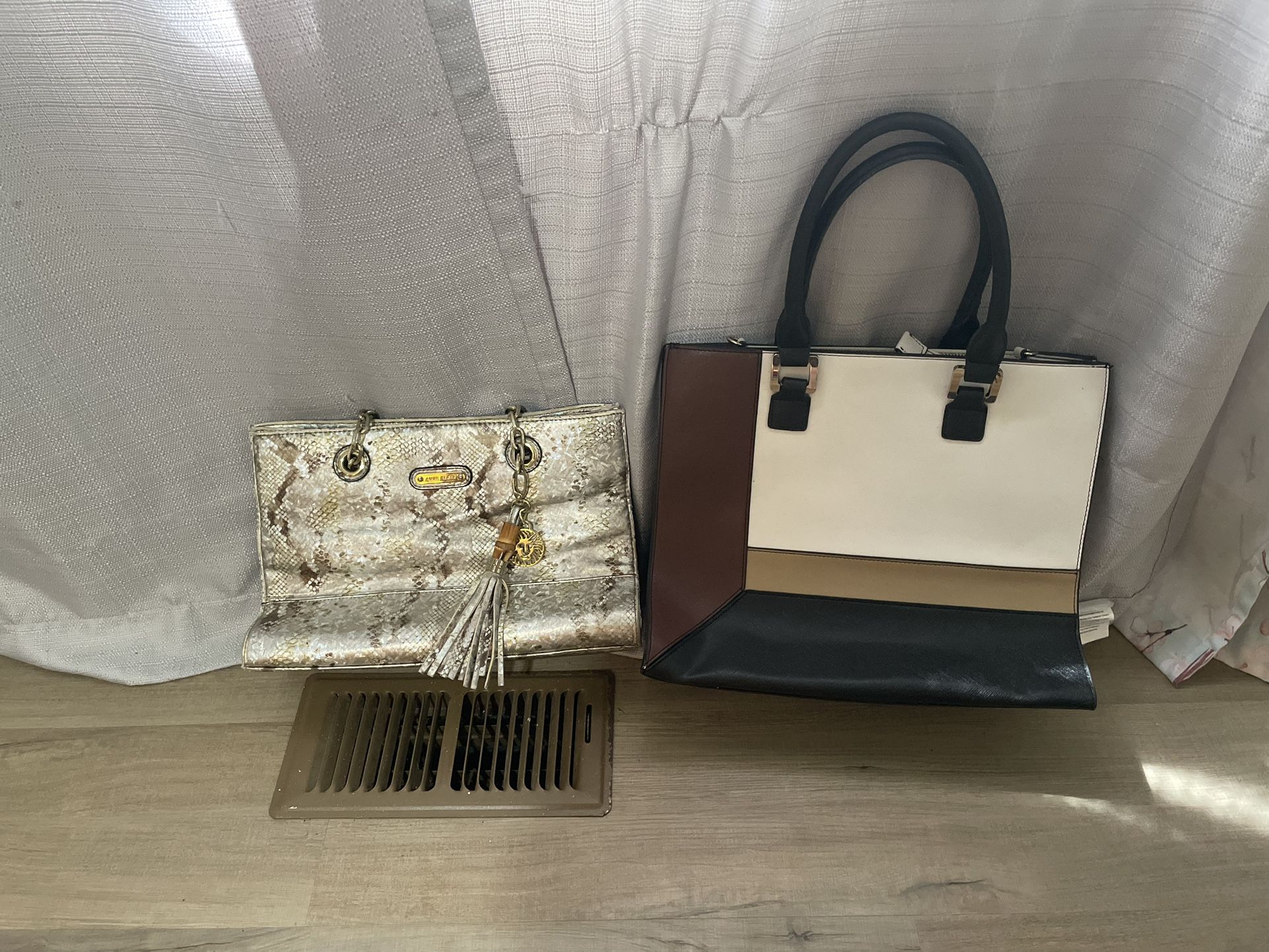 Bundle deal two purses
