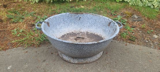 Vintage Enamel Planter With Handles