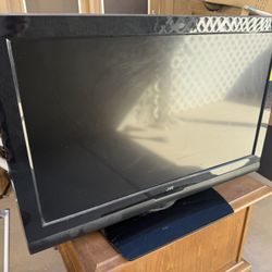 JVC 32 Inch LCD TV