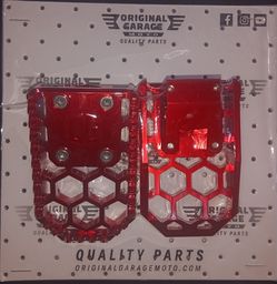 OG HoneyComp V3 Foot Pegs & OG Standard Clivis