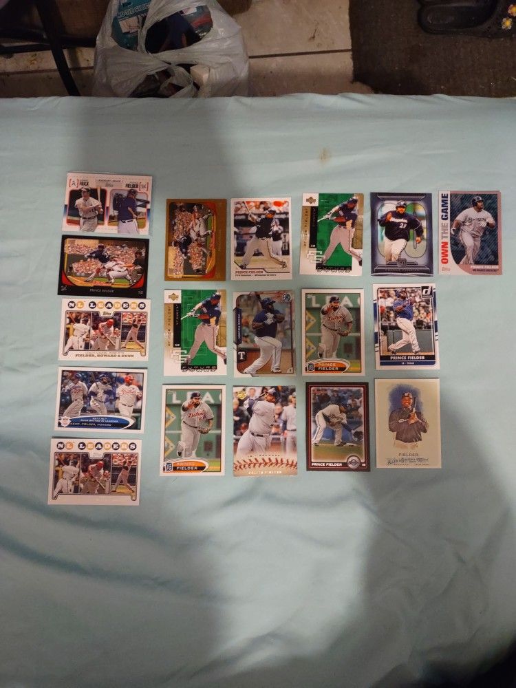 Lot Of 18 Prince Fielder Cards
