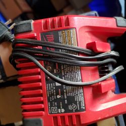 Milwaukee battery charger