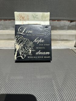 Decorative tile by Seagull  "Love with no regret, hope for every moment, dream with all your".