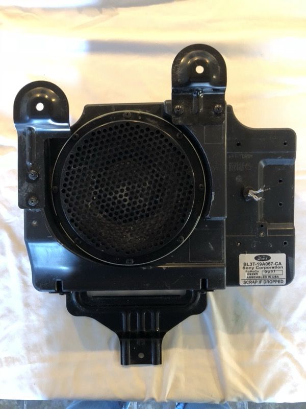 2011-2014 Ford F-150 Sony subwoofer box and speaker BL3T-19A067-CA