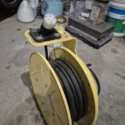 75' electric cord reel