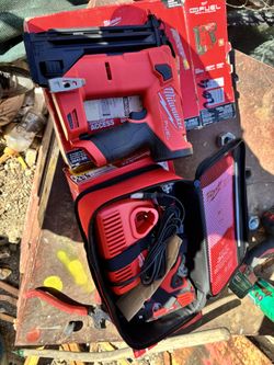 Milwaukee 12m Bundle