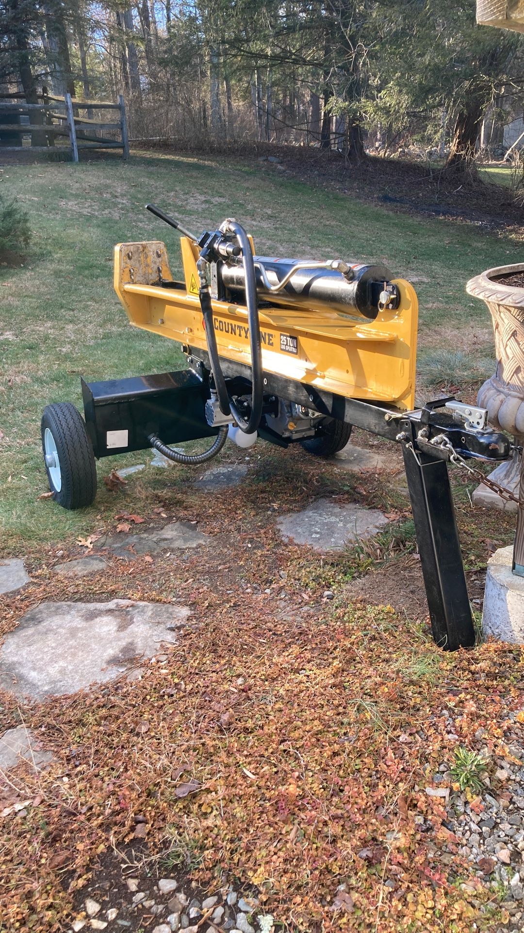 County Line , 25 Ton, Wood Splitter
