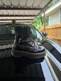 Doc marten boots