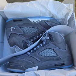 Air Jordan 5 “Wolf Grey” Size 9.5