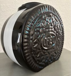 OREO Promotional Porcelain Cookie Jar - open, no lid