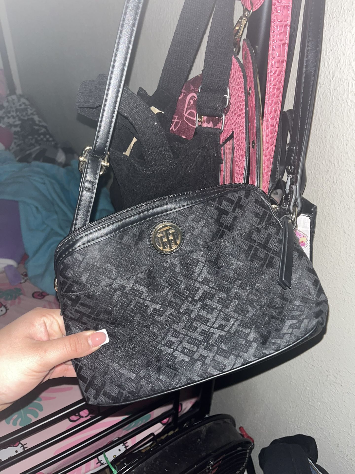 Tommy Hilfiger Side Purse