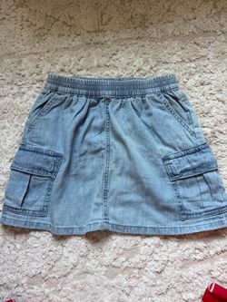 Gap girls skirt size m(8)