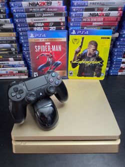 PLAYSTATION 4 LIMITED EDITION 180$ 2 JUEGOS A ELEGIR UN MANDO