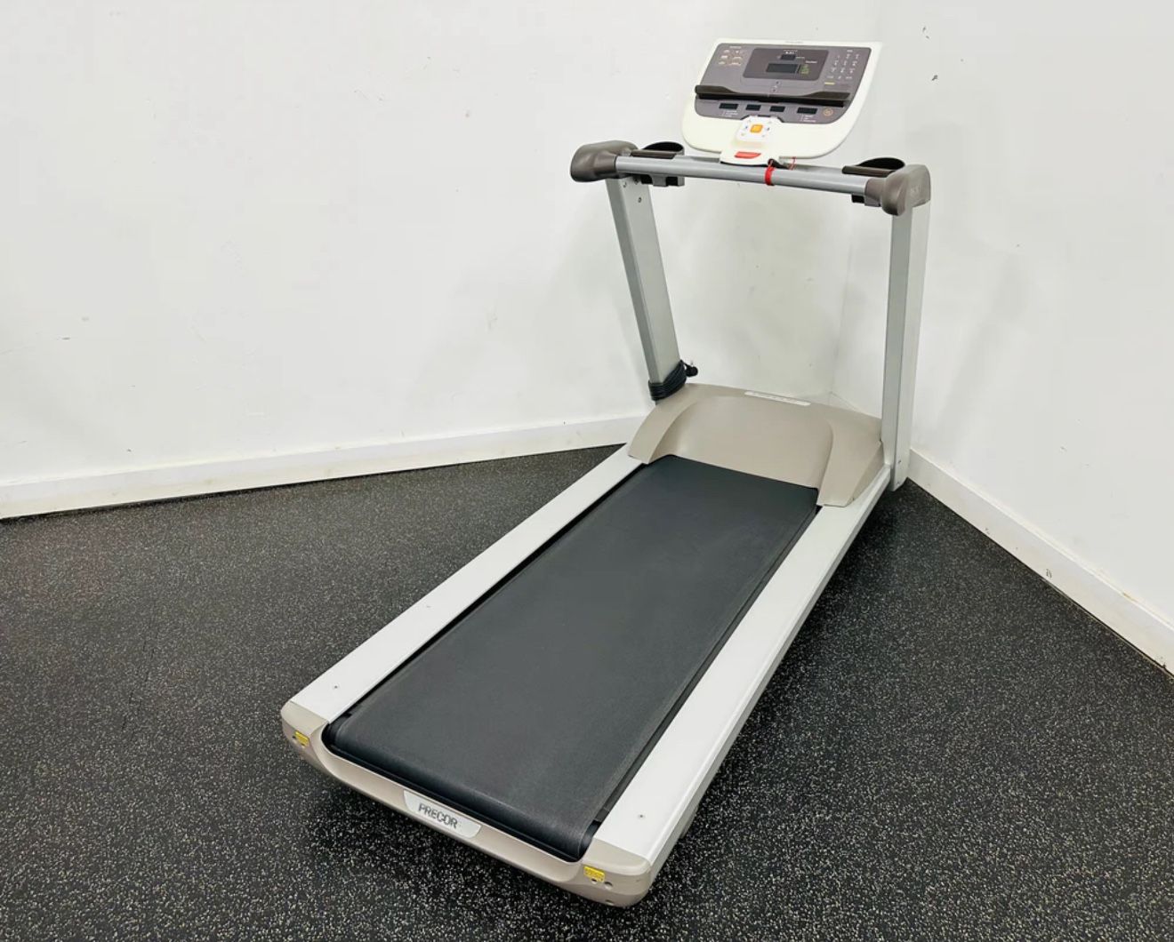 PRECOR 9.31 Treadmill- Premium Series