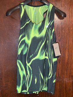 Nike Dri-Fit ADV Aeroswift Singlet Black/ Volt Men’s Size Large HV2643-702 New