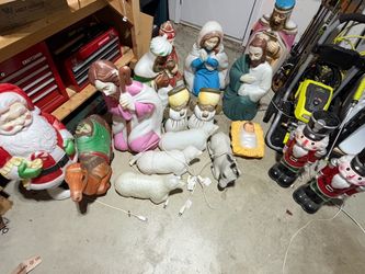 17 Piece Christmas Blow Mold Set Santa Nativity Nutcracker Angel